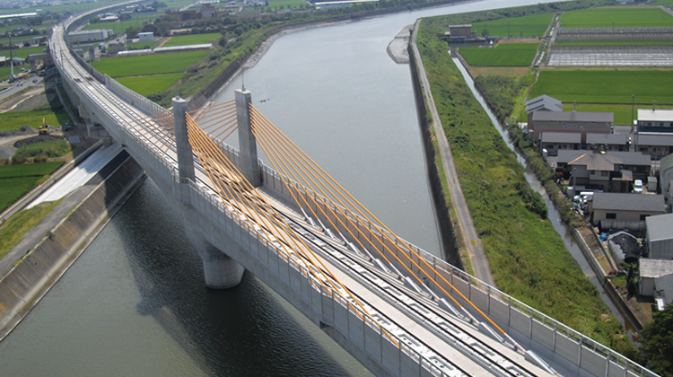 九州新幹線「大野川橋りょう」高速鉄道が走るＰＣエクストラドーズド橋