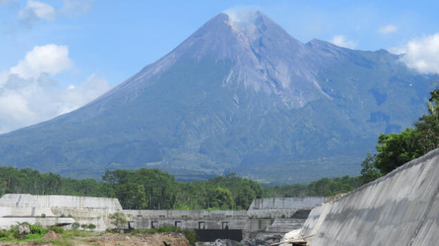 Urgent disaster reduction project for Mount Merapi